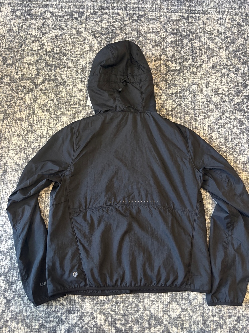 New Lululemon Women’s InsulEight Cold Weather Run Shell - small - black - Picture 5 of 5